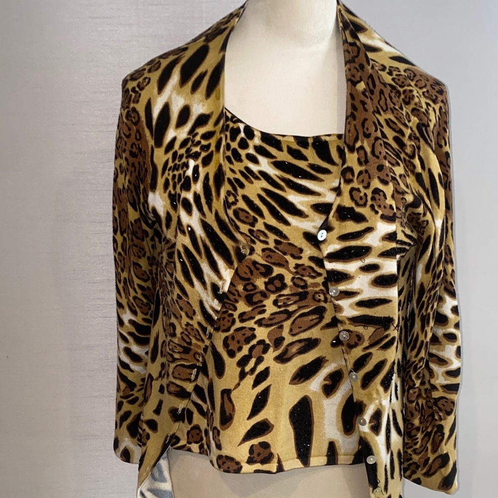 LEOPARD Print Women's TWIN SET size Medium